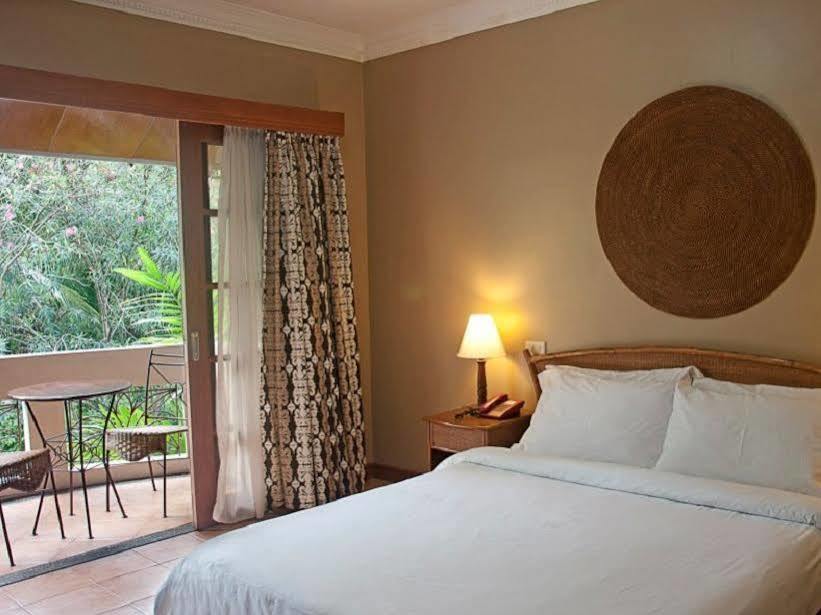 Elsalvador Beach Resort Maslog  Ngoại thất bức ảnh