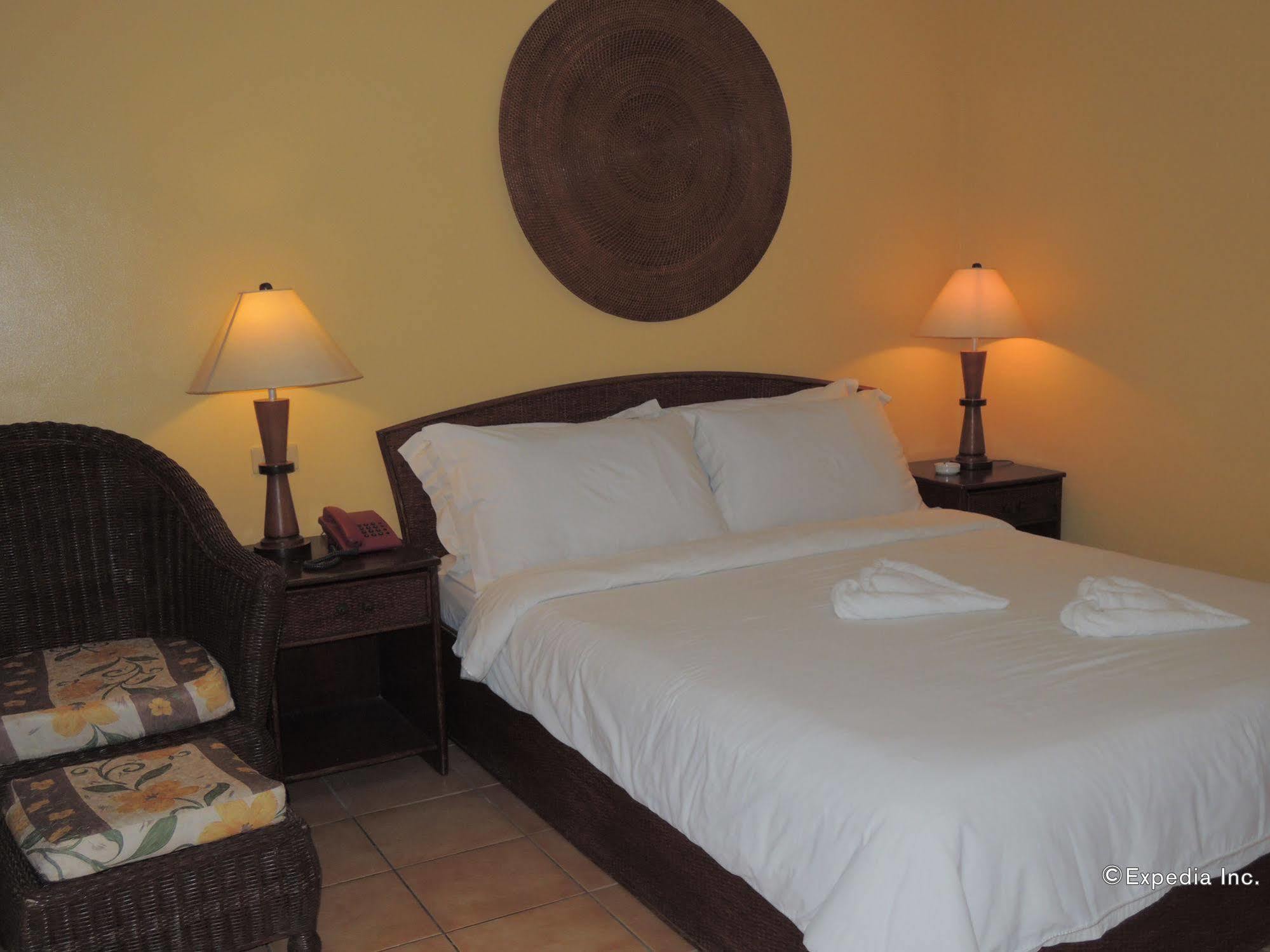 Elsalvador Beach Resort Maslog  Ngoại thất bức ảnh